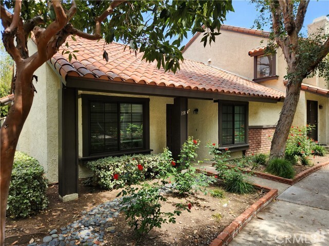 Building Photo - 218 San Luis Rey Dr Rental