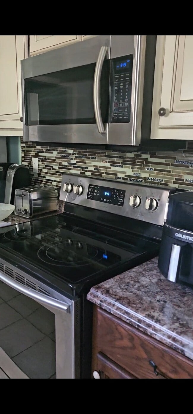 Photo - 442 Northwoods Dr