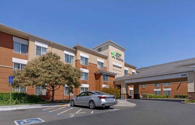 Furnished Studio-Fremont - Fremont Blvd. South