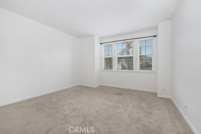 Building Photo - 1 Coachman