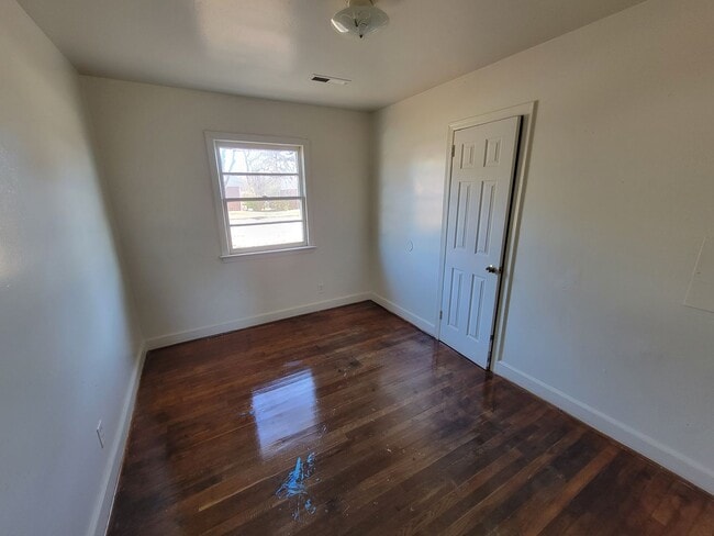 Photo - 3 Bedroom 1 Bathroom House