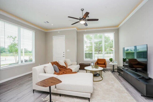 Photo - 21455 Merchants Way