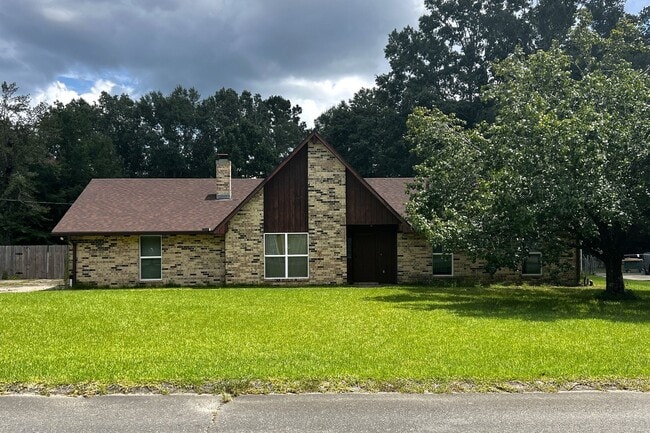 Building Photo - 171 Old Oak Ln Rental