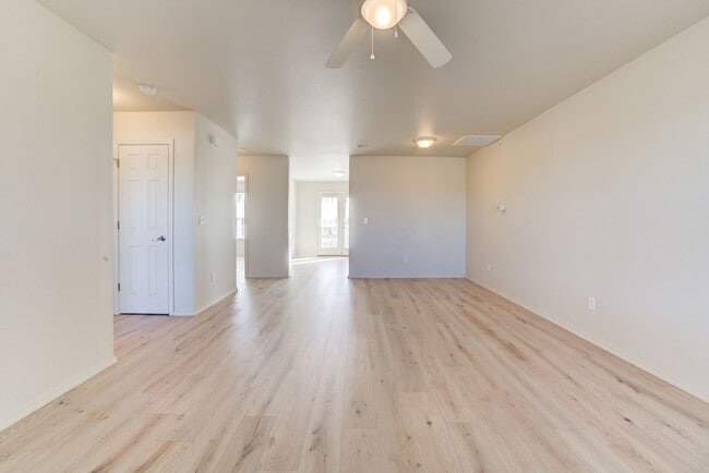 Photo - Cozy 2 bedroom 2 bathroom Townhome