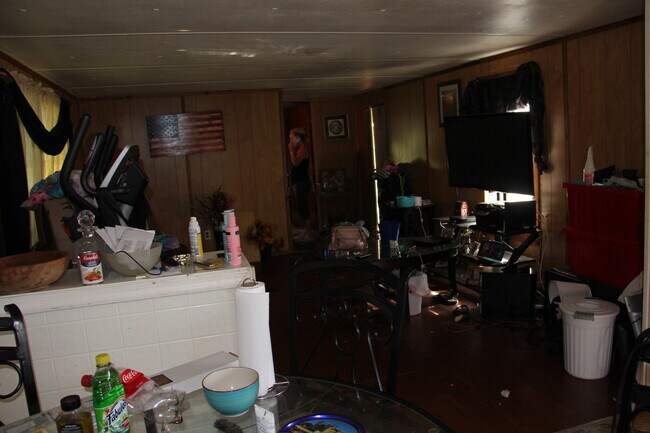 Photo - 5544 Lake Buffum Rd