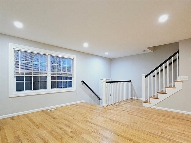 Photo - 104 Walpole St