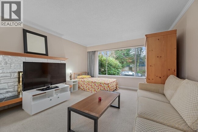 Photo - 3845 W 14th Ave