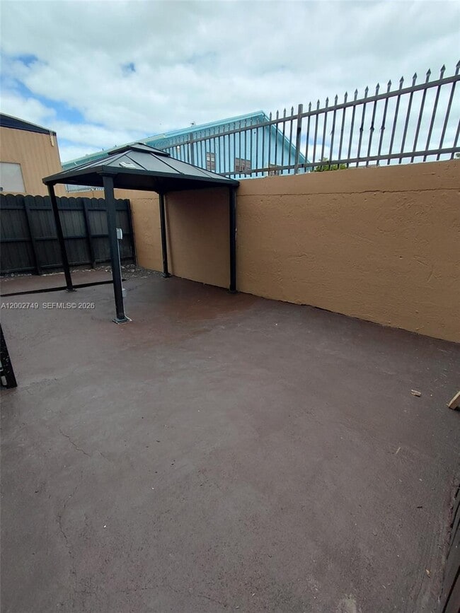 Photo - 5435 W 24th Ave Unidad 14