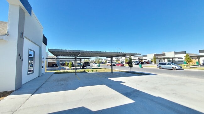 Photo - 803 W Smith Dr Unit 1