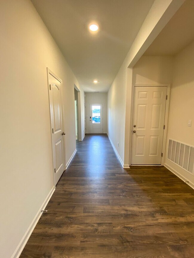 4 Bedroom, 2 Bath in Somerville built in 2023 House House Rental in