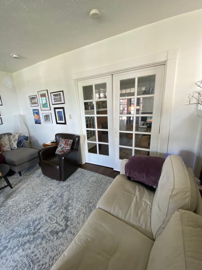 Photo - 2956 Espy Ave Unit 2956