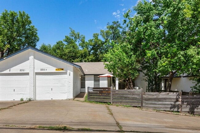 Photo - 2311 Burleson Rd