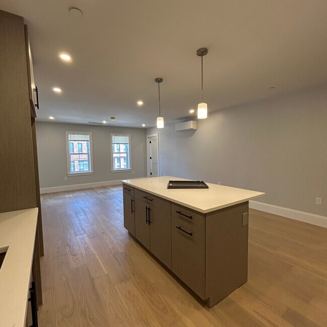 Building Photo - 435 Market St Unit 301 Rental