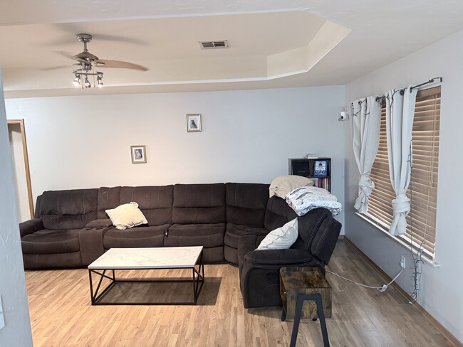 Photo - 818 Kc Ct