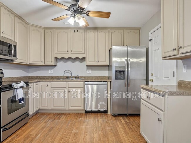 Photo - 1203 Princeton Dr