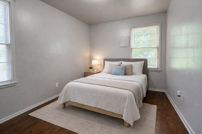 Photo - 6516 Anderson Dr