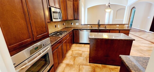 Photo - 16303 Lakewood Field Dr