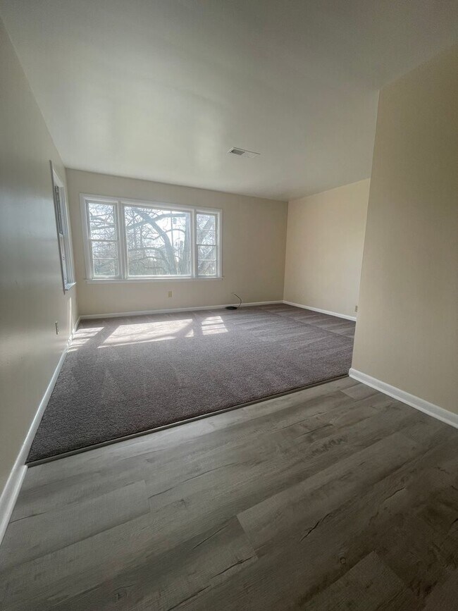 Photo - 3003 Grand Ave Unit 3003 Grand - 2nd Floor