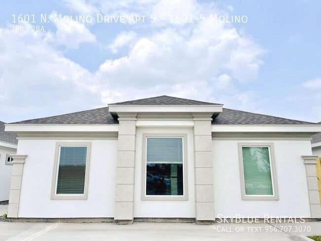 Building Photo - 1601 Molino Dr Unit 1601-5 Molino Rental