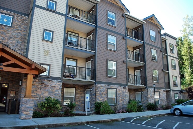 Cypress Place Condominiums - Cypress Place Condominiums