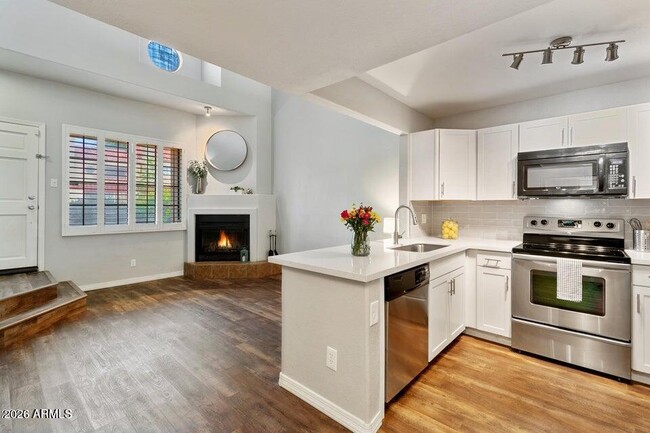Photo - 1025 E Highland Ave
