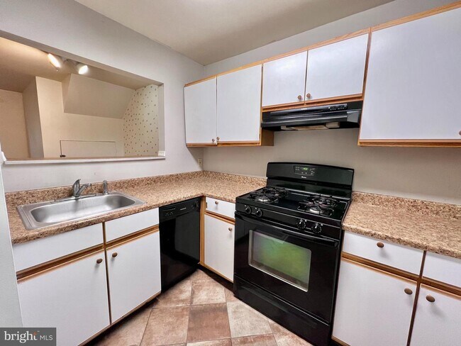 Photo - 2904 11th St NW