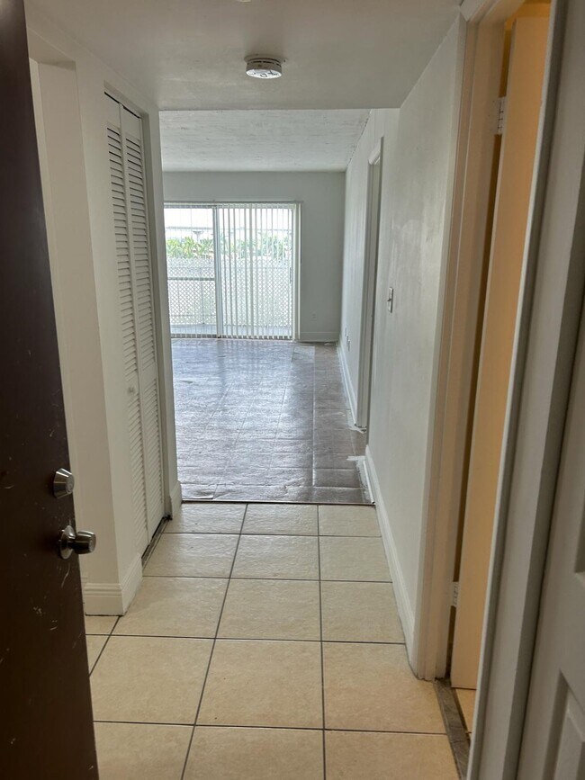 Photo - 488 NW 165th St