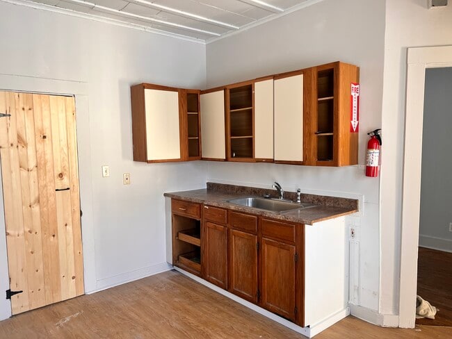 Photo - 13 Church St