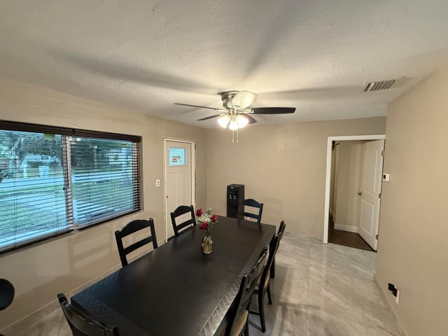 Photo - 1382 NE 28th St