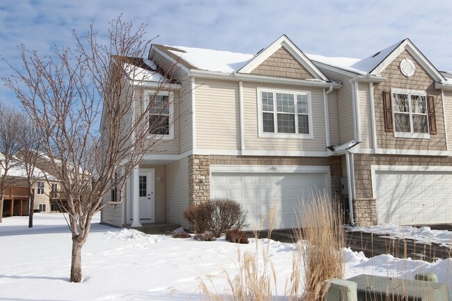 Building Photo - 15760 Flan Ct Rental