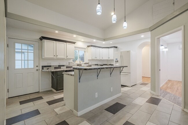 Photo - 238 Abraham Ave