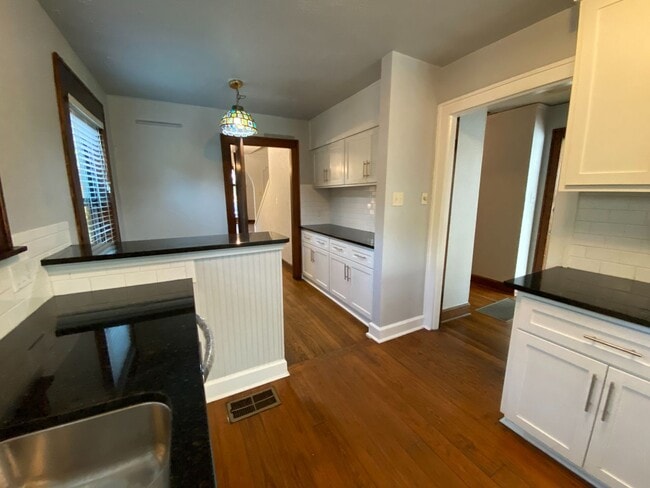 Photo - 2830 San Gabriel St Unit A