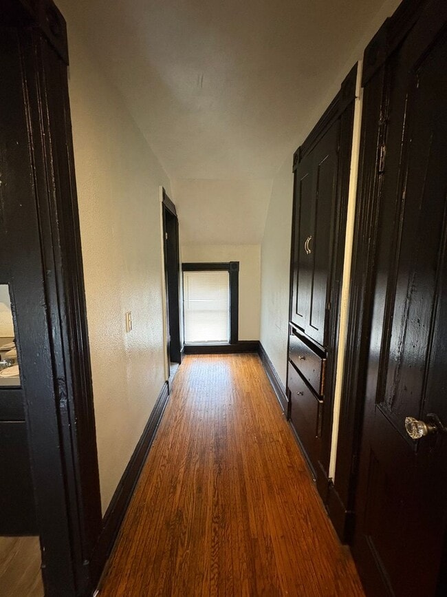 Photo - 629 Jay St Unidad 629 Jay St. Up