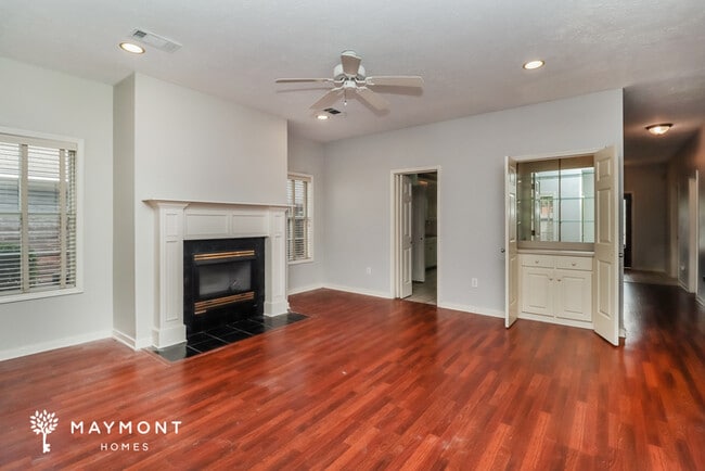 Photo - 614 Camdenpark Dr