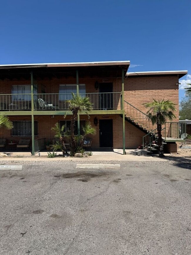 Building Photo - Charming 2 bedroom 1 bath Rental