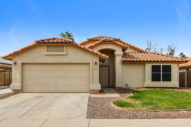 Building Photo - 1702 W Jupiter Way