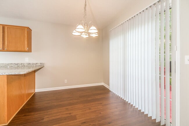 Photo - 3544 Glenfalls Dr