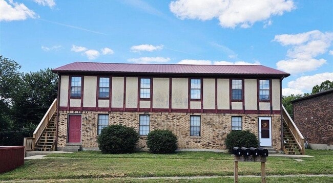 Building Photo - 2841 Frontier Ct Unit 1