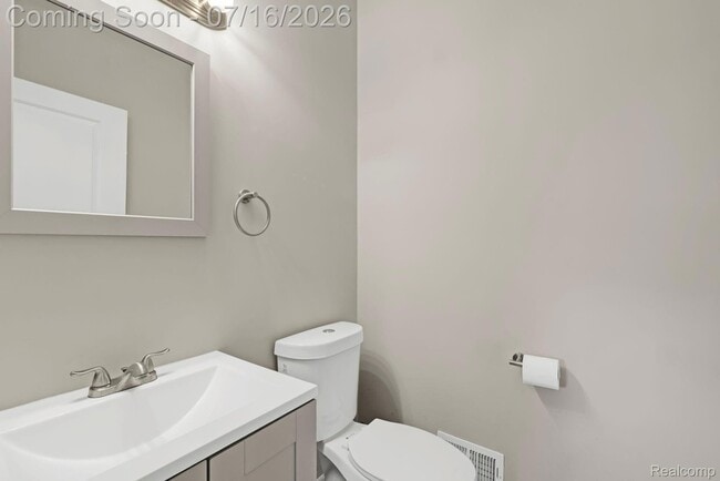 Photo - 534 E Brickley Ave