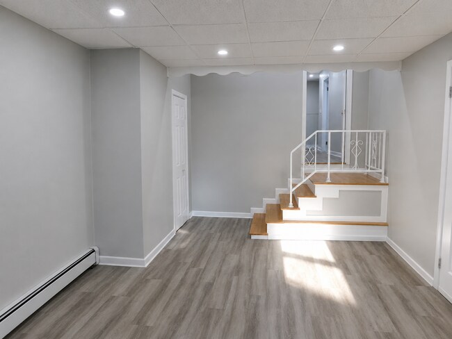 Photo - 137 Hampshire St Unit 1