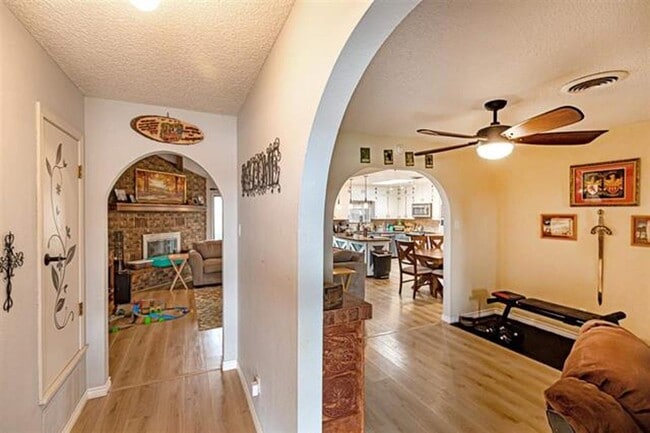 Photo - Beautiful 4 Bedroom/2 Bath Home