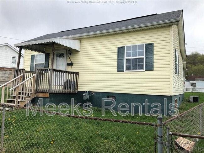 Photo - 2106 6th Ave