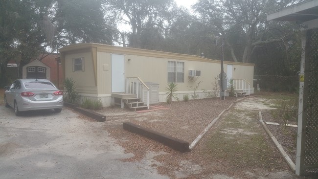 Photo - Mobile Home Park