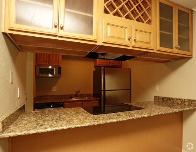 Photo - Metroview Condominiums