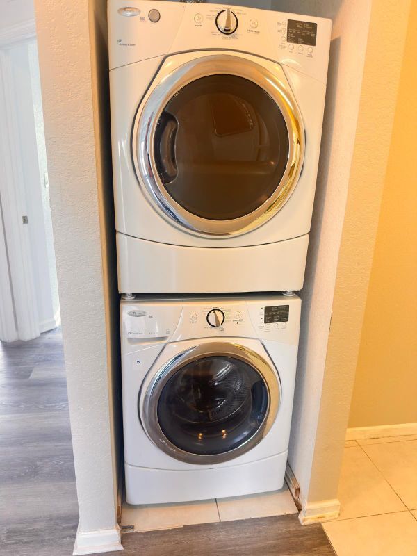 Photo - 1145 Golden Lakes Blvd