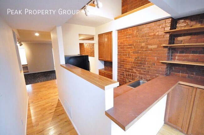 Photo - 1216 Indianola Ave