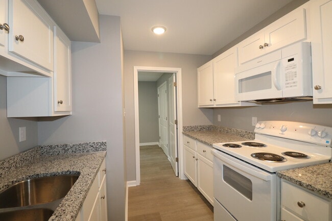 Photo - 203 S 1st St Unit 1B