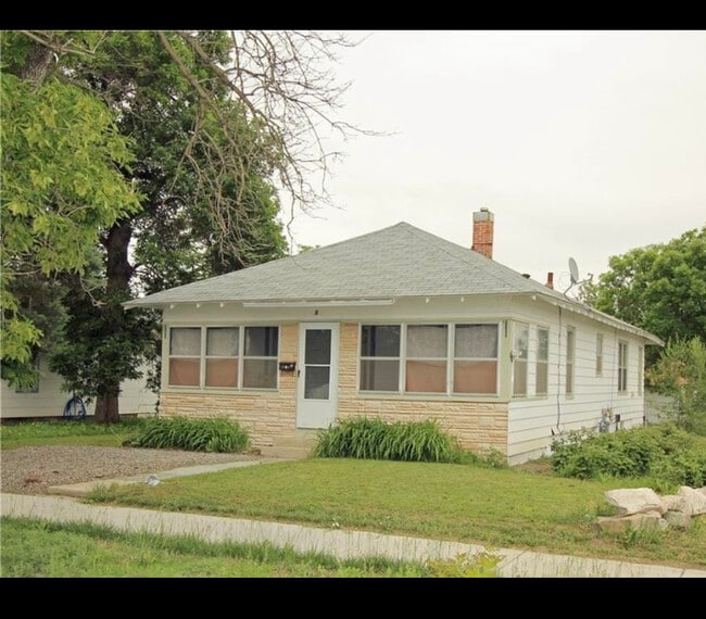 Building Photo - 11 Idaho Ave Rental