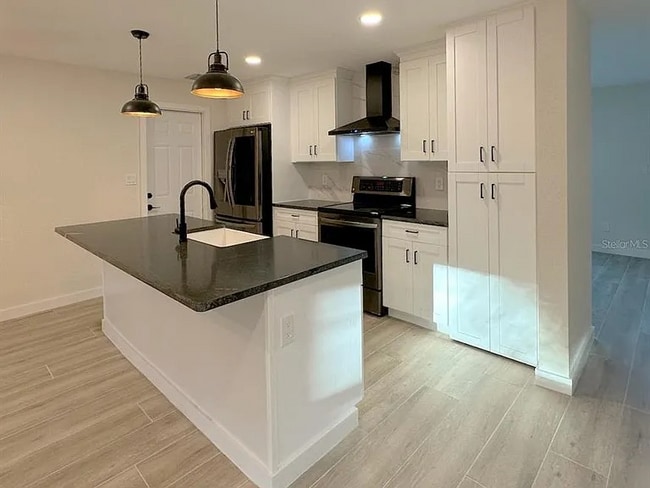 Photo - 4700 Chancellor St NE