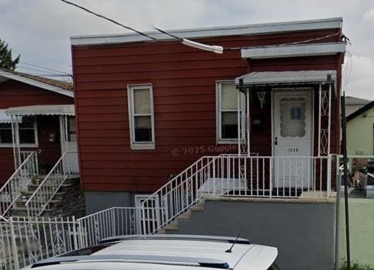 Building Photo - 1430 44th St Unit Ground Fl